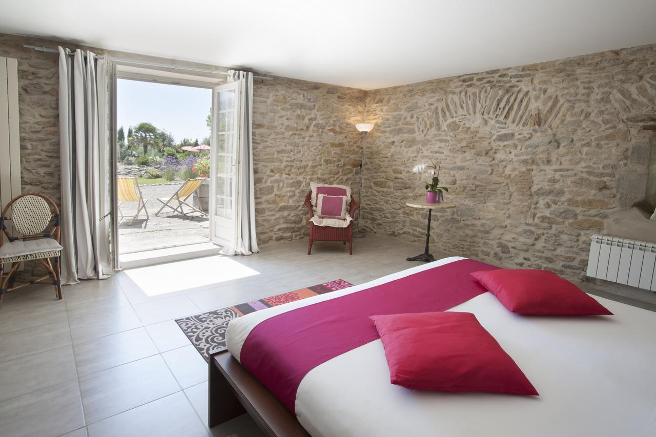Domaine Les Magasins Bed & Breakfast Bram Ruang foto